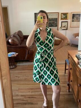 Diane von Furstenburg St Jude Sleeveless Wrap Dress Green Geometric